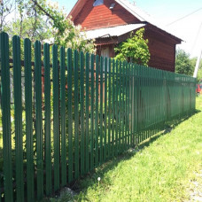 Забор из евроштакетника Забор из евроштакетника